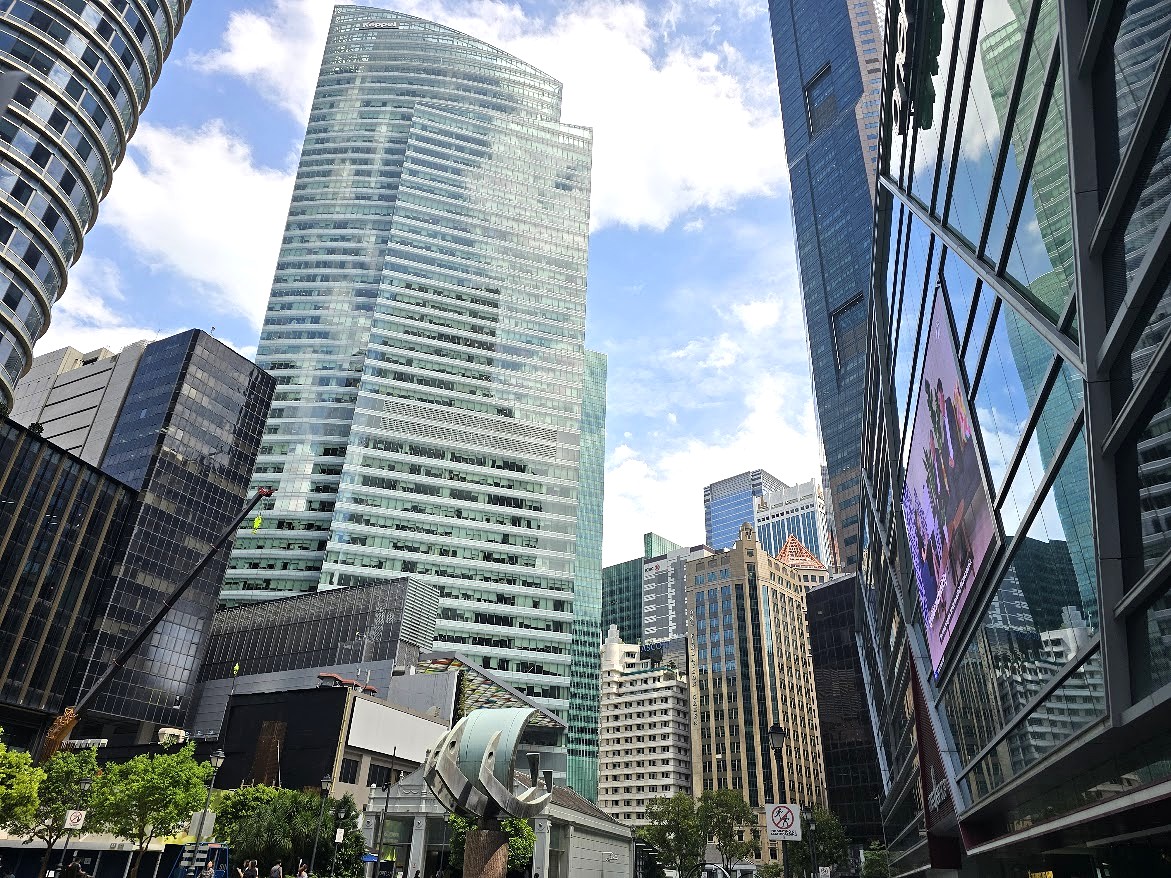 Commercial Property at Raffles Place Strata Offices in CBD