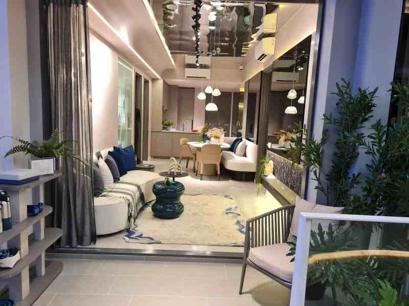 2 bedroom condo